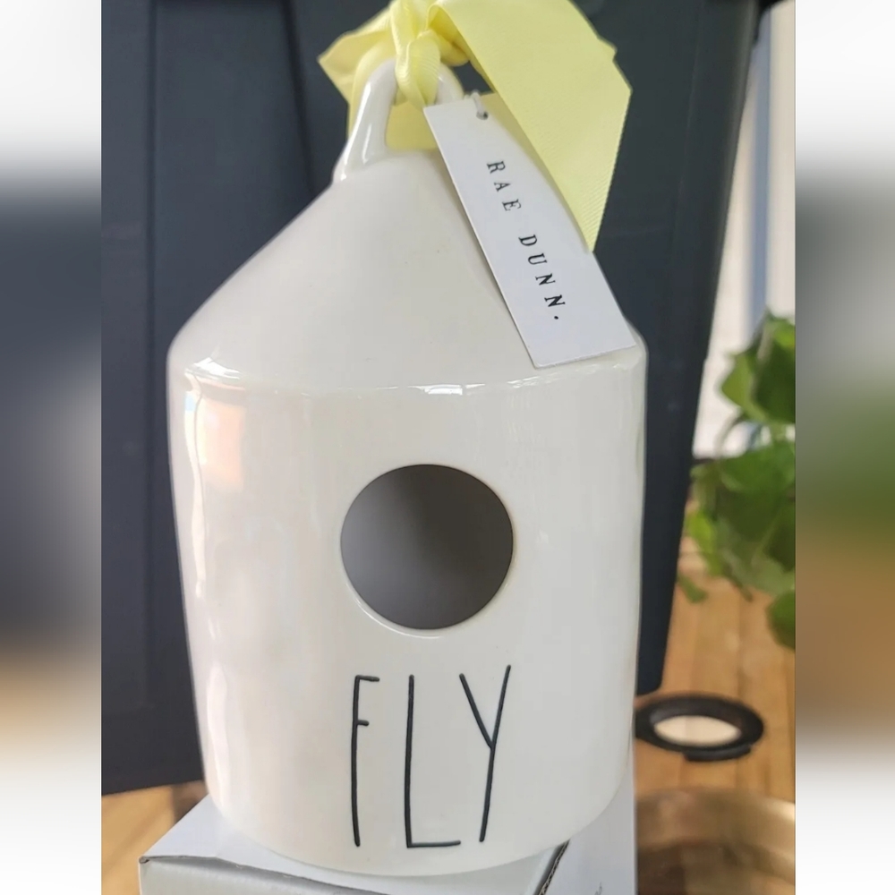 RAE DUNN BY MAGENTA  Round FLY Birdhouse  Double Sided  HTF COLLECTIBLE NEW *